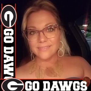 Meet your Posher, Larisha